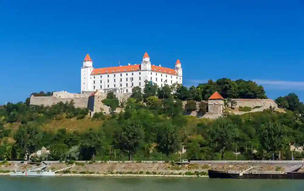 Slovakia Updates E-Invoicing Rules Ahead of 2027 Mandate
