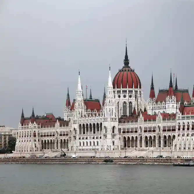 parliament in budapest