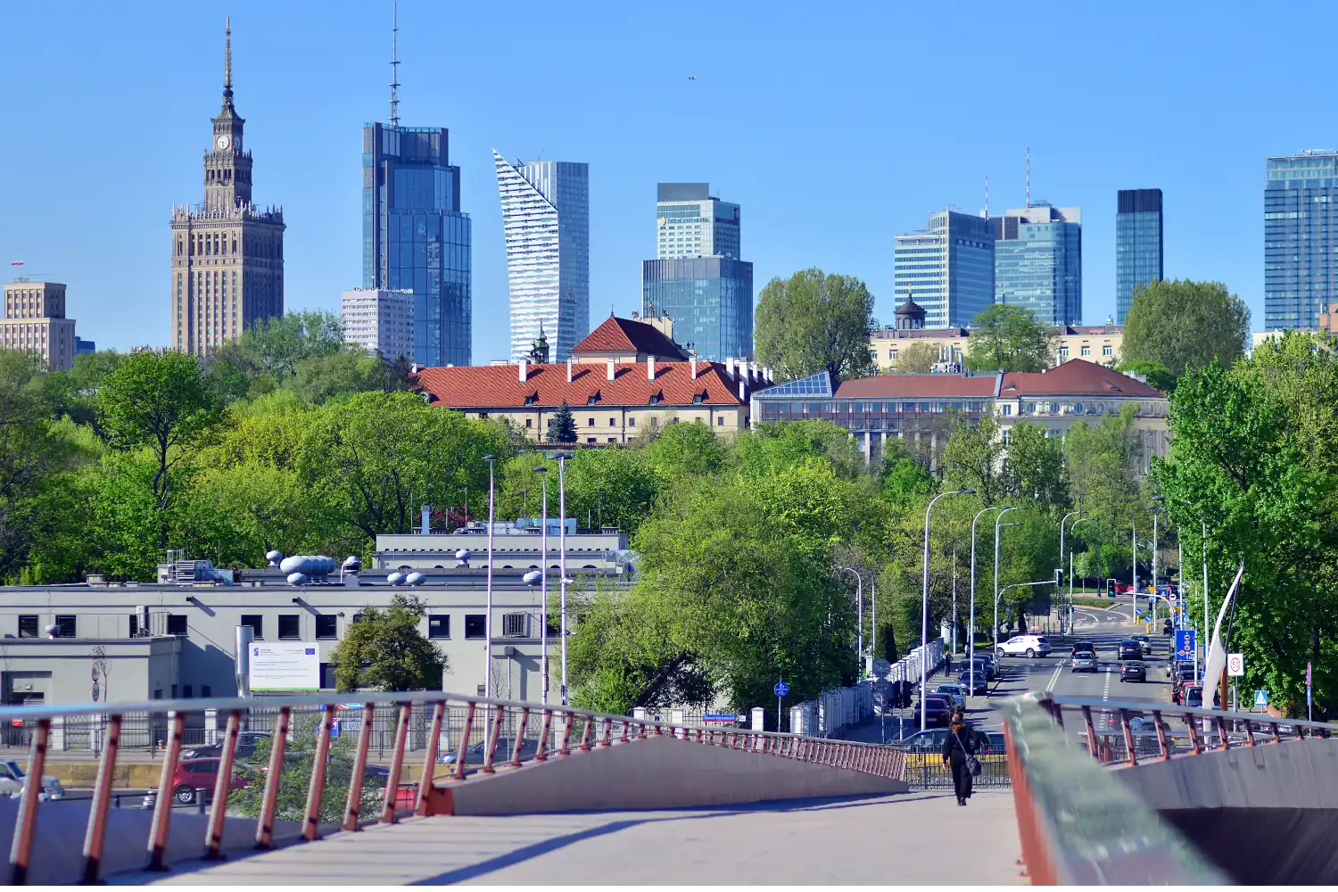 Mandatory E-Invoicing in Poland: Key Deadlines and What to Expect from KSeF 2.0